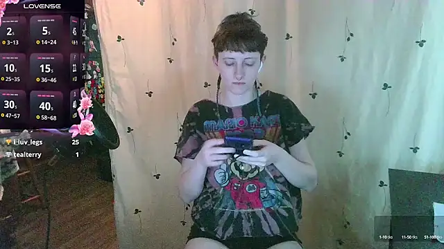 Snapshot of _hellostormy_ chatting on February 2025 07:53:02 PM hellostormy online show from February 2025 07:53:02 PM