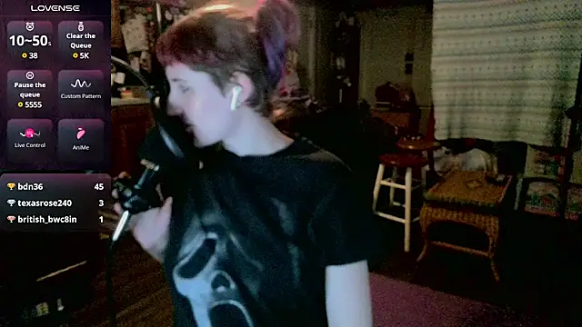 Snapshot of _hellostormy_ chatting on March 2025 10:17:01 AM hellostormy online show from March 2025 10:17:01 AM