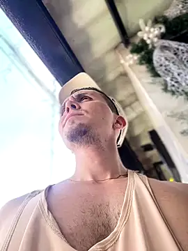 adam-rivera online show from December 2025 05:00:01 PM