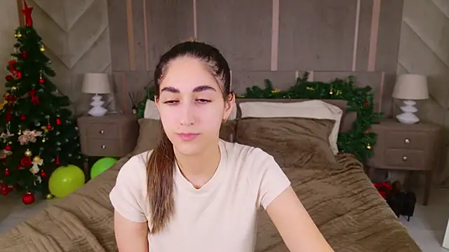 Snapshot of Teresa_Stane chatting on January 2025 01:43:01 PM Teresa Stane online show from January 2025 01:43:01 PM