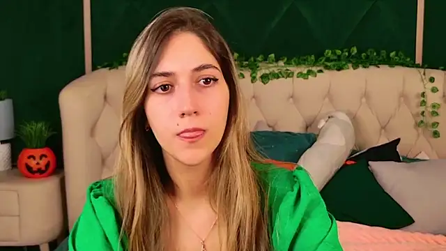 Snapshot of Teresa_Stane chatting on October 2025 05:30:02 AM Teresa Stane online show from October 2025 05:30:02 AM