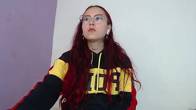 Snapshot of LatinasGoddesses_ chatting on January 2025 04:48:01 PM LatinasGoddesses online show from January 2025 04:48:01 PM