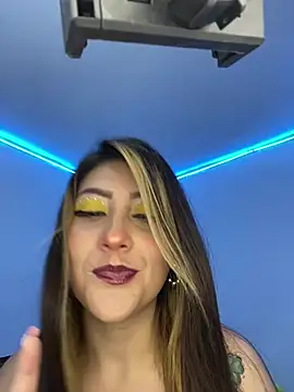 Luna SofiaXX online show from May 2026 07:02:02 AM