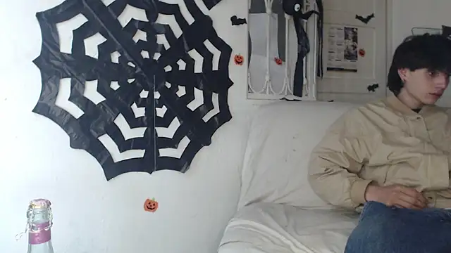 Snapshot of pervertsteens3 chatting on November 2025 10:06:02 AM pervertsteens3 online show from November 2025 10:06:02 AM