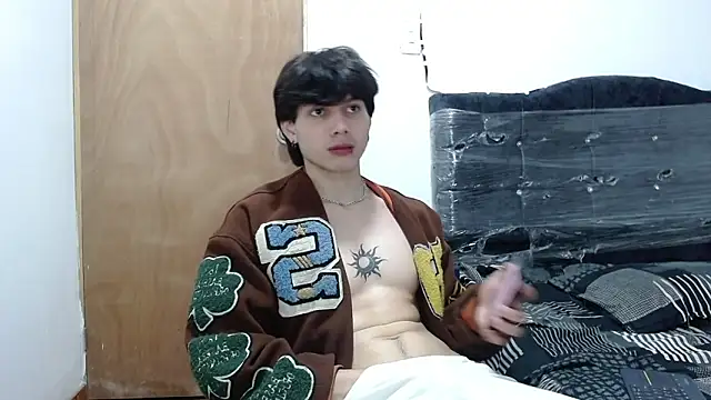 Snapshot of pervertsteens3 chatting on November 2025 07:08:02 AM pervertsteens3 online show from November 2025 07:08:02 AM