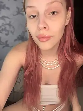 liahstormi  online show from December 2024 11:21:01 PM