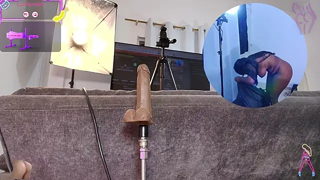 mia-brit online show from February 2026 08:40:02 PM