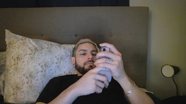 Snapshot of DerekPerez2025 chatting on February 2026 05:09:02 PM DerekPerez2025 online show from February 2026 05:09:02 PM