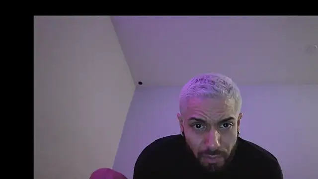 Snapshot of DerekPerez2025 chatting on April 2026 07:30:01 PM DerekPerez2025 online show from April 2026 07:30:01 PM