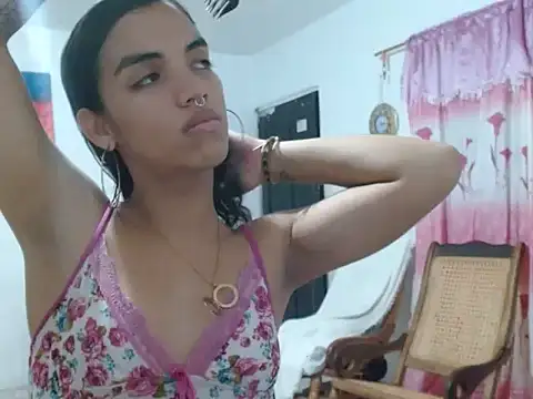 Melody200420 online show from April 2026 07:42:01 AM