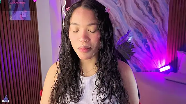 Snapshot of penelope_tay1 chatting on May 2026 03:24:02 AM penelope tay1 online show from May 2026 03:24:02 AM