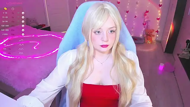 Snapshot of Amy_honey_angel chatting on March 2025 09:03:02 AM Amy honey angel online show from March 2025 09:03:02 AM