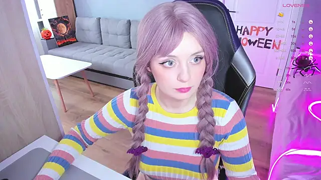 Snapshot of Amy_honey_angel chatting on November 2025 11:45:01 AM Amy honey angel online show from November 2025 11:45:01 AM