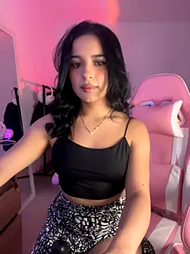 Emily-14 online show from September 2025 11:07:01 PM