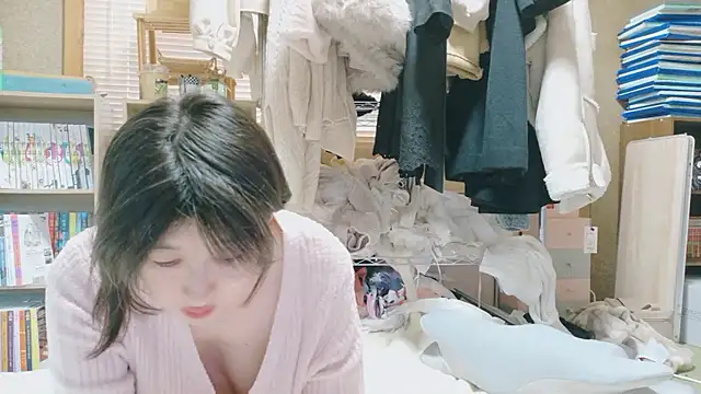 Snapshot of morikawa_sayaka chatting on November 2025 11:40:02 PM morikawa sayaka online show from November 2025 11:40:02 PM