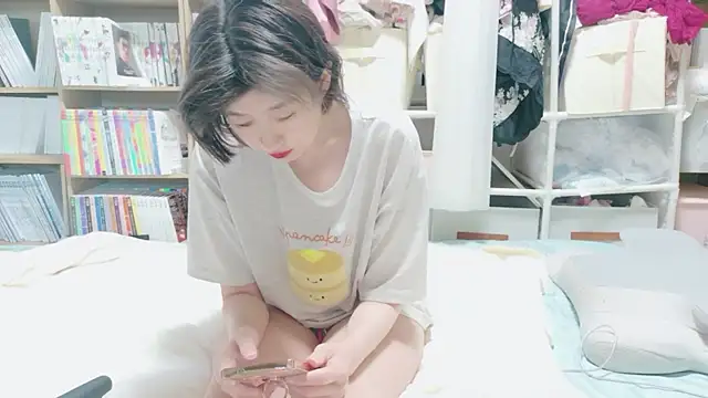Snapshot of morikawa_sayaka chatting on July 2026 11:34:02 PM morikawa sayaka online show from July 2026 11:34:02 PM
