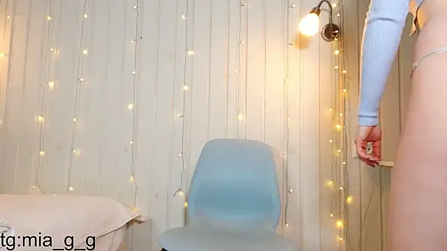 Snapshot of Mia_Mia_M chatting on October 2025 06:26:02 AM Mia Mia M online show from October 2025 06:26:02 AM