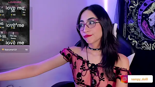 Snapshot of vampy_dolll chatting on October 2025 07:29:01 AM vampy dolll online show from October 2025 07:29:01 AM