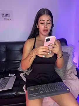 Sweet and caramel online show from January 2025 05:28:02 PM