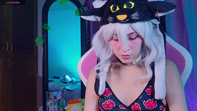 Lenneval1 online show from November 2025 03:05:01 AM