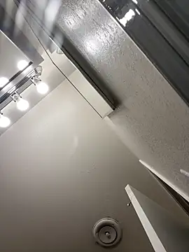 Snapshot of daddymaniaco69 chatting on December 2025 09:20:01 PM daddymaniaco69 online show from December 2025 09:20:01 PM