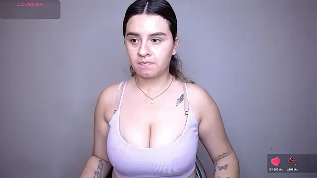 SaraBraun  online show from February 2026 05:39:02 PM