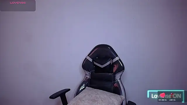 SaraBraun  online show from February 2026 05:07:02 PM