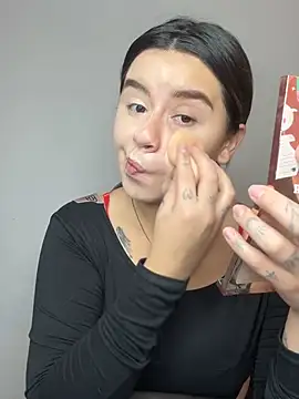 SaraBraun  online show from April 2026 05:39:02 PM