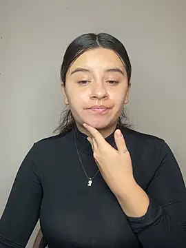 SaraBraun  online show from April 2026 05:48:02 PM