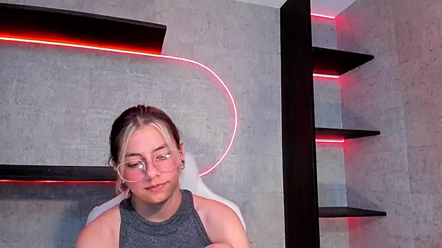 Snapshot of ArtemisaBlake chatting on January 2025 12:35:01 AM ArtemisaBlake online show from January 2025 12:35:01 AM