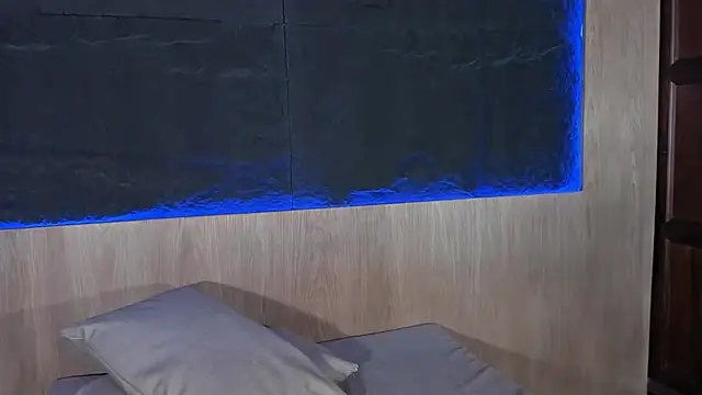 Snapshot of ArtemisaBlake chatting on January 2025 10:01:01 PM ArtemisaBlake online show from January 2025 10:01:01 PM