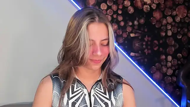 Snapshot of ArtemisaBlake chatting on March 2025 04:52:02 PM ArtemisaBlake online show from March 2025 04:52:02 PM