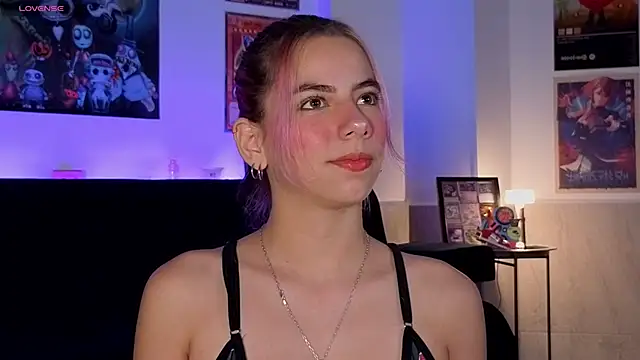 Snapshot of ArtemisaBlake chatting on December 2025 03:59:02 AM ArtemisaBlake online show from December 2025 03:59:02 AM