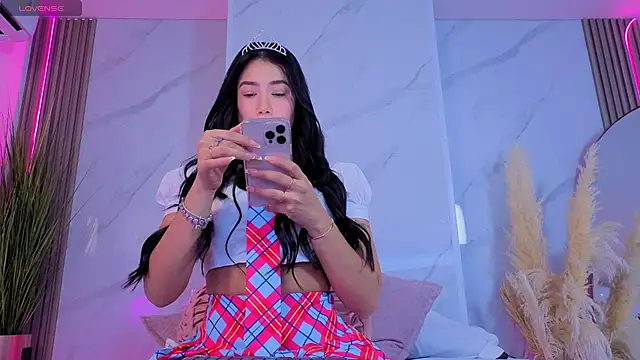 Chlooee   online show from October 2025 01:58:02 AM