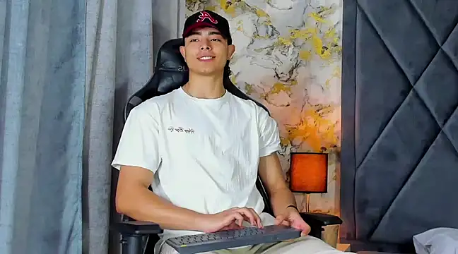 JoshRashfordd online show from January 2025 11:24:01 AM