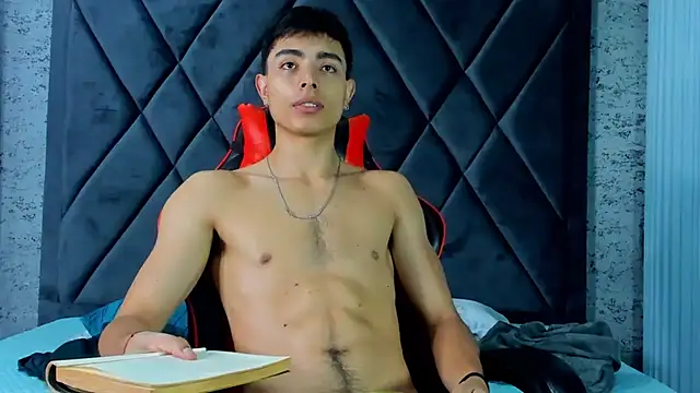 JoshRashfordd online show from March 2025 12:28:01 PM