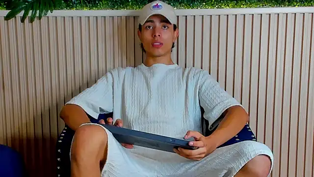 JoshRashfordd online show from September 2025 11:47:01 AM