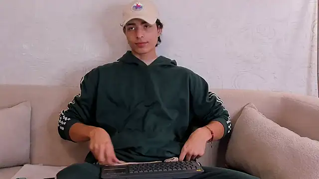 JoshRashfordd online show from October 2025 10:52:02 PM