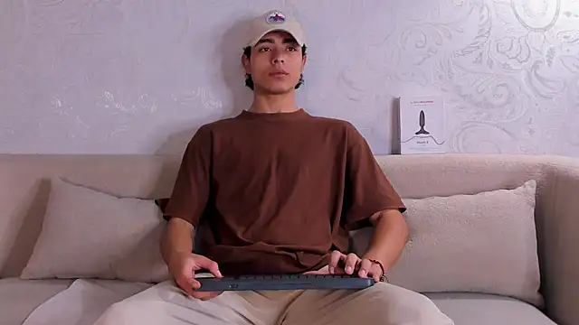 JoshRashfordd online show from October 2025 10:32:02 PM