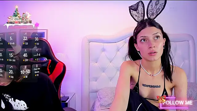 sett and gwen online show from December 2024 11:01:02 PM