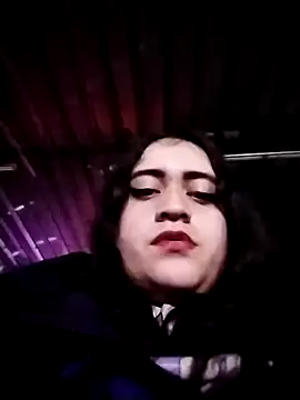 Snapshot of Yaz_Moon chatting on February 2025 04:11:01 PM Yaz Moon online show from February 2025 04:11:01 PM