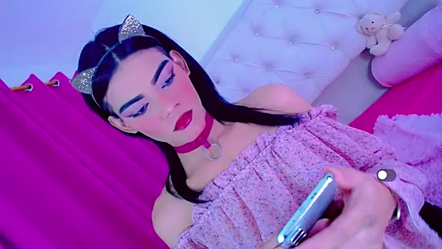 Theylor Rouse online show from June 2026 03:42:01 AM
