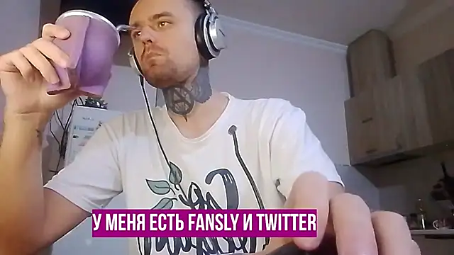 HappyZebra13 online show from January 2025 06:56:02 PM