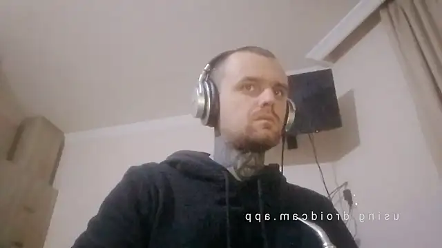 HappyZebra13 online show from January 2025 06:04:02 PM