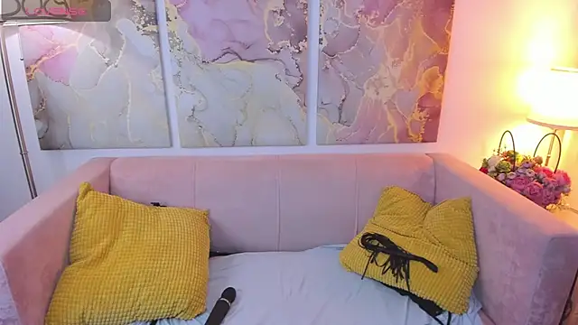 Snapshot of RachelPirce chatting on January 2025 12:00:01 PM RachelPirce online show from January 2025 12:00:01 PM