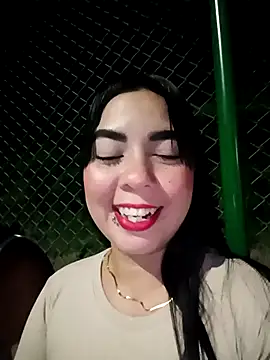 Snapshot of KathaDanger chatting on October 2025 03:29:02 AM KathaDanger online show from October 2025 03:29:02 AM