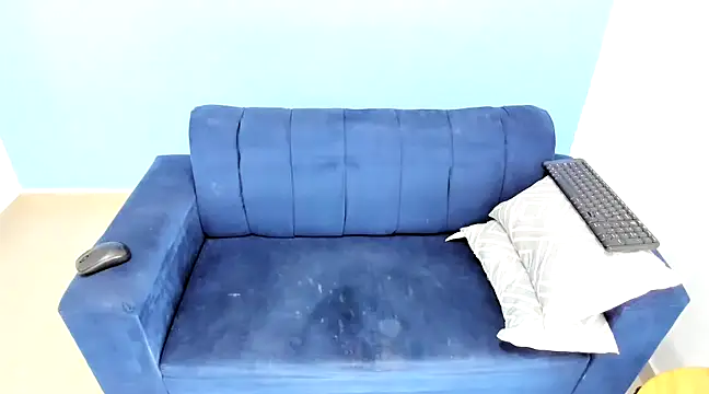 davinacaro online show from December 2024 10:21:02 PM