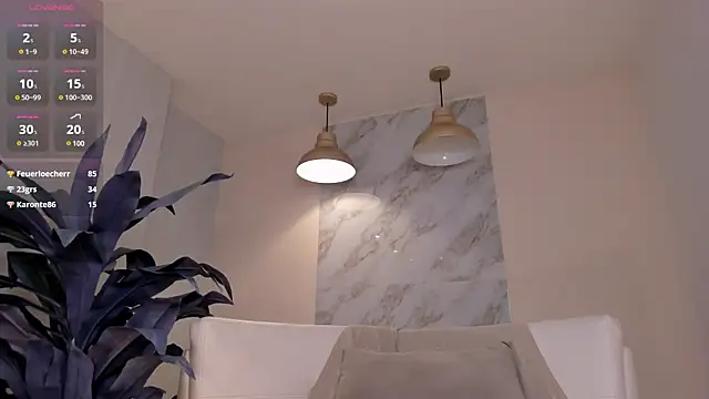 Snapshot of MiaFarrell_ chatting on March 2025 07:06:02 PM MiaFarrell online show from March 2025 07:06:02 PM