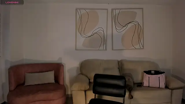 IsabelBornner online show from May 2026 11:17:01 AM