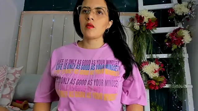 africa holmes online show from September 2025 01:51:02 AM